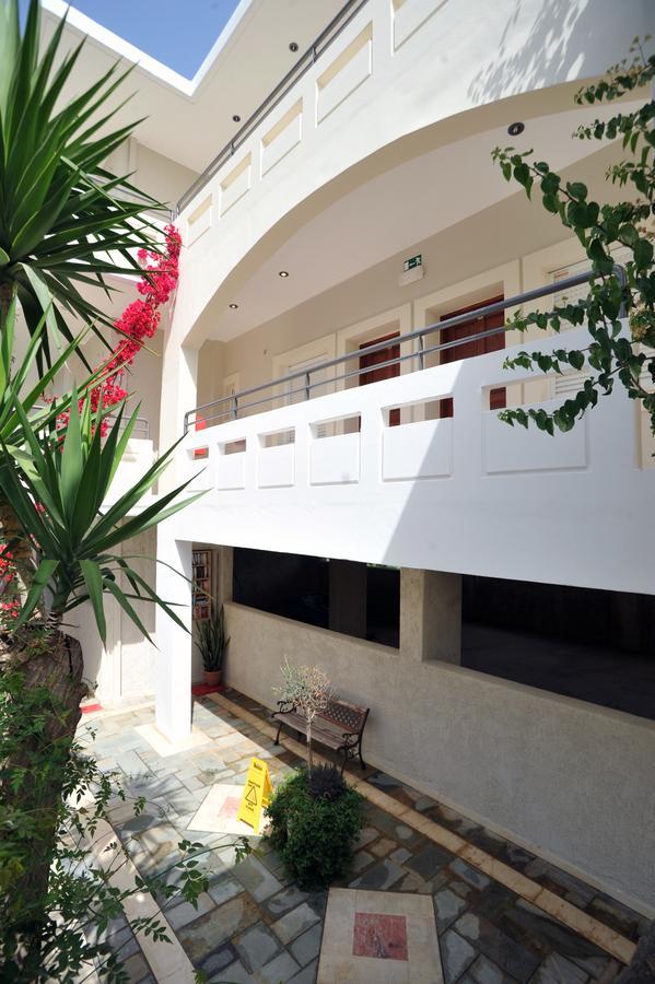 Merabello Apartments Agia Marina Eksteriør bilde
